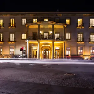 Hotel Mariano Iv Palace