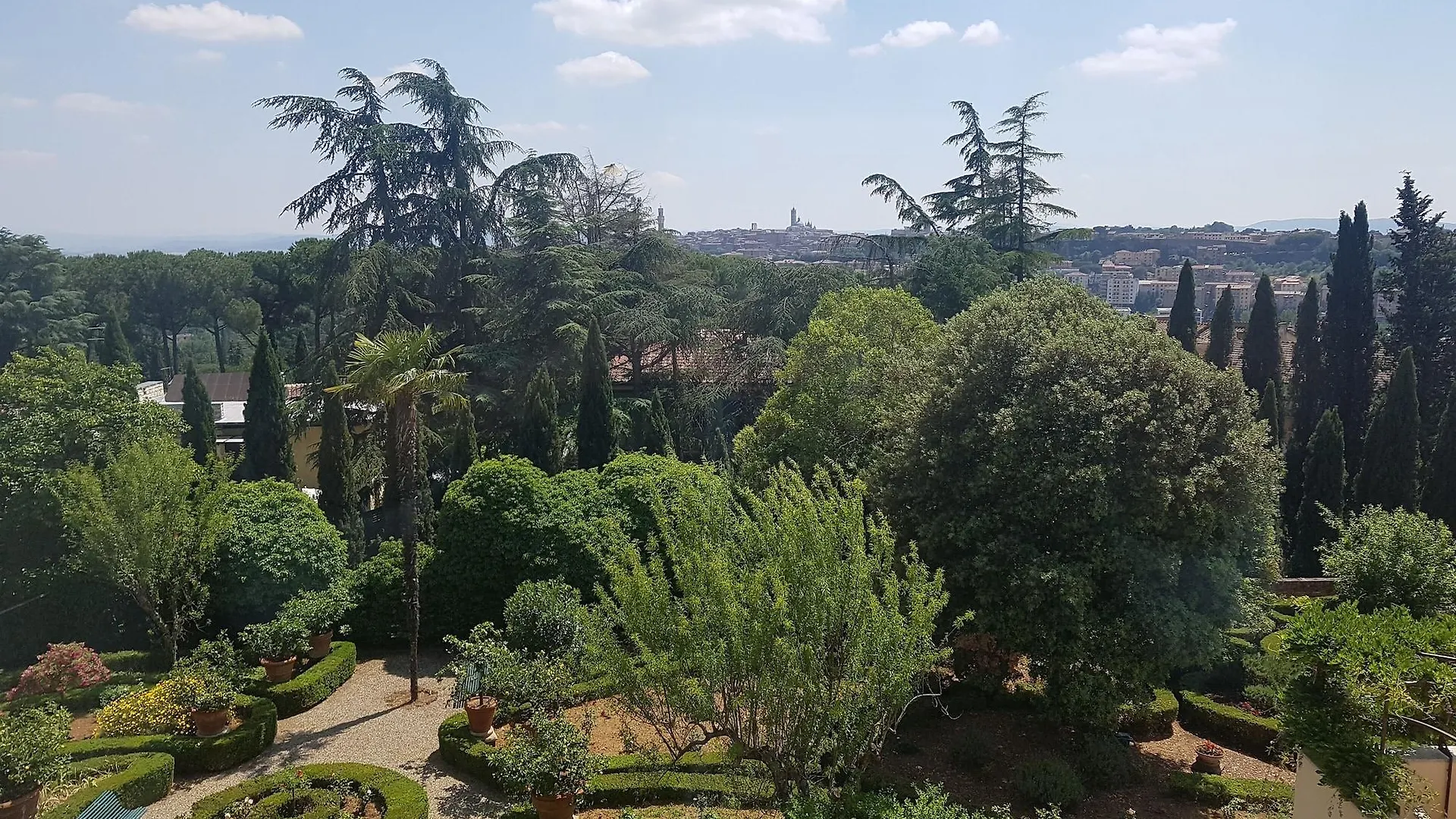 Villa Scacciapensieri Boutique Hotel Siena 4*,